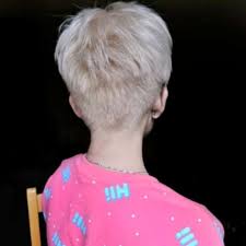 Well, allow me to surprise you! Magenta Bubblegum Short Hairstyles 3 Likeeed