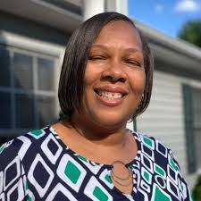 Janice Gatlin's Instagram, Twitter & Facebook