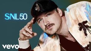 Kissing In A Tree, Aaron Kelly