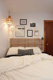 Une tête de lit ikea pour mettre en valeur votre chambre à coucher ! Diy Une Tete De Lit Avec Un Range Chaussures En Bois Deconome