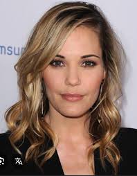 He tried to give Jenna Bush the Leslie Bibb bob but Jenna's bob is too  long. It needs to be 2.5” shorter, otherwise it just gives Fox News. But  I'm surprised at