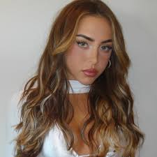 Nikki Nicole's Instagram, Twitter & Facebook