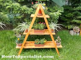 Diy Ladder Plant Stand Myoutdoorplans Free Woodworking Plans And Projects Diy Shed Wooden Playhouse Per Diy Plant Stand Plant Stand Indoor Framed Plants