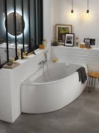 Baignoire D Angle Gain De Place Leroy Merlin Baignoire Angle Idee Salle De Bain Salle De Bain Baignoire