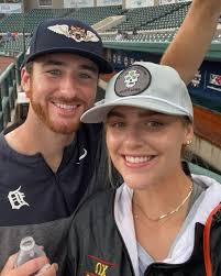 Colin Fields (@cfields25) • Instagram photos and videos