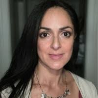 Elizabeth Palmquist's Instagram, Twitter & Facebook