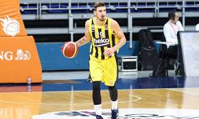 Turkish airlines euroleague'de sezonu şampiyon tamamlayan cska moskova'nın başantrenörü dimitris itoudis, euroleague'de yılın koçu seçildi. Fenerbahce Beko Nun Konugu Khimki Moskova Fener Alayi