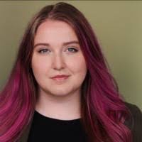 Sarah Husk's Instagram, Twitter & Facebook