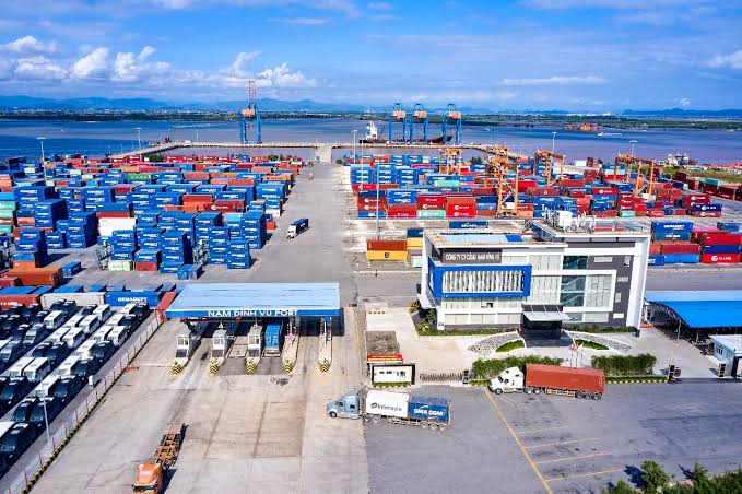 7 loại phụ phí logistics quốc tế thường gặp và cách hạn chế chi phí phát sinh