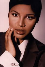 Toni Braxton 90s Brown Lipstick Toni Braxton Beautiful Black Women Black Is Beautiful
