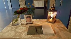 Maybe you would like to learn more about one of these? Dertig Mensen Tekenen Condoleanceregister Voor Omer Koksal 1limburg Nieuws En Sport Uit Limburg