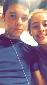 Lorena Loya (@loreloya)