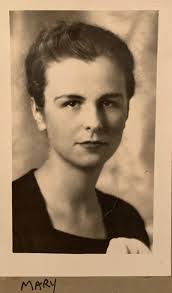 Patricia Ruthven's Instagram, Twitter & Facebook