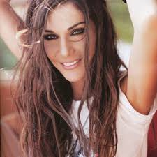 Born in tübingen near stuttgart, germany, vandi's family returned to kavala. Despina Vandi Albums Songs Playlists Listen On Deezer