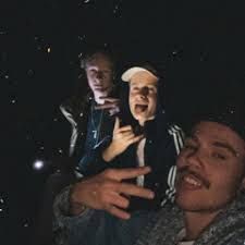 Kim Paster's Instagram, Twitter & Facebook