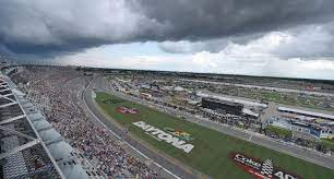 Though bristol's attendance woes are certainly the most noticeable, the track is not the lone facility that draws crowds smaller than what they once were. Nascar Ratings Slowly Rising After 2018 S Low Point