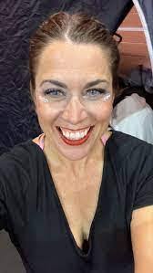 Paula Bonham's Instagram, Twitter & Facebook