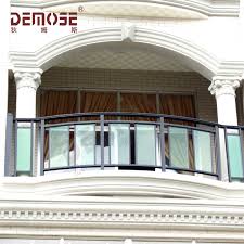 Let us find out why you should choose glass railings manufactured by the railing manufacturer in india.we are also known as staircases manufacturers and can provide. Outdoor Galvanized Steel Crash Barrier Buy India Glass Railing Design Classic Wrought Iron Railings Square Pipe Glass Balcony Railing Designs Product On Alibaba Com