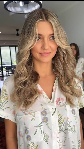 Tousled , beachy waves are the best option for thin hair that don’t retain the curls 🖤, •, I would normally recommend not to have the hair in a downstyle if they don’t hold the shape well (especially ...