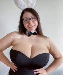 anouk-ddlgxo12 - Busty BBW Porn