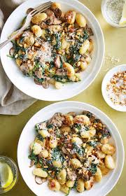 Special Delivery From Martha She S Teaming Up With Marley Spoon To Bring You Easy Weeknight Dinners Marley Spoon Recipes Dinner Weeknight Dinner