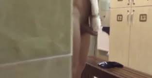 Caught boner - ThisVid.com