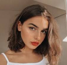 Ophelia Robbins's Instagram, Twitter & Facebook