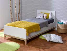 La collection est adaptée pour les enfants dès 3 ans. Lit Enfant 90x200 Evidence Blanc Hetre Sommier Matelas