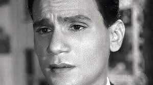 يعتبر عبد الحليم حافظ، من أهم المطربين العرب في القرن العشرين، اسمه الحقيقي عبد الحليم علي إسماعيل شبانة، ولد في قرية «الحلوات» التابعة لمحافظة الشرقية في عام 1929، وبعد وفاة والديه قبل إتمامه لعامه الأول، انتقل للعيش مع خاله، والتحق في عام 1943. Ø¹Ø¨Ø¯ Ø§Ù„Ø­Ù„ÙŠÙ… Ø­Ø§ÙØ¸ ØµÙˆØª Ù„Ù„Ø­Ø¨ Ø£Ù… Ù„Ù„Ø³Ù„Ø·Ø© Dw Ø¹Ø±Ø¨ÙŠØ© Ø±Ø¤ÙŠØ© Ø£Ø®Ø±Ù‰ Ù„Ù„Ø£Ø­Ø¯Ø§Ø« ÙÙŠ Ø£Ù„Ù…Ø§Ù†ÙŠØ§ ÙˆØ§Ù„Ø¹Ø§Ù„Ù… Ø§Ù„Ø¹Ø±Ø¨ÙŠ Dw 29 03 2012