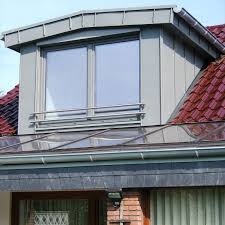 Dachgaube Mit Leicht Geneigtem Satteldach Dachgauben Fertiggauben Satteldach