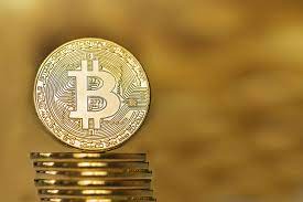 After three weeks of listening, recording and talking bitcoin (btc) in africa, podcaster anita posch is back in part 3. Bitcoin Price Nears 10 000 In Zimbabwe Due To A Lack Of Cash In The Country