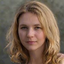 Jana Moore's Instagram, Twitter & Facebook