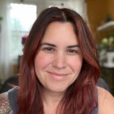 Microsoft Teams has just released a new "Soft Focus" feature so that you  can "Apply a smoothing effect to your appearance."