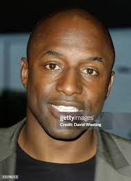 21 Photos & High Res Pictures