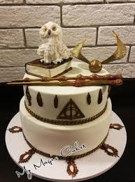 Harry Potter Magic Cake By Mymagiccakes Harry Potter Cake Harry Potter Birthday Cake Cool Wedding Cakes