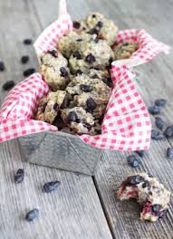 Biscuits Passe Partout Julie Desgroseilliers Ces Biscuits Sont Tellement Bons Et Si Pratiques On Peut Les Servir Pour Le Dejeuner Food Biscuits Desserts