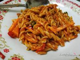 Taburi dengan keju parut sesuai selera. Pasta Goreng Pedas Versi Melayu Blog Lea Azleeya