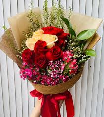 Where to buy cheap flowers in singapore. Little Flower Hut Cheap Roses Delivery Singapore Same Day We Offer A Large Selection Of Freshly Cut Rose Bouquets To Suit All Occasions Send Roses In Sg Check Us Out