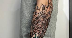 Gambar tato batik di tangan keren. Terbaru 17 Gambar Tato Keren Full Tangan Contoh Gambar Tato