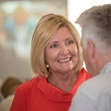 Sarah Tunstall's Instagram, Twitter & Facebook