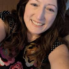 What are some cute shops and places to visit in Cape May?