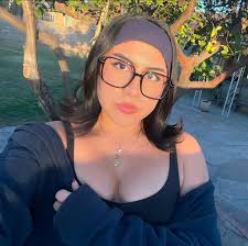 Audrey Sanchez (@audreytins) • Instagram photos and videos