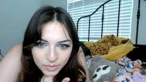 lilyluvbug 2024-04-17 2236 webcam video