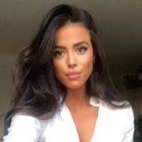 Jade Smith's Instagram, Twitter & Facebook