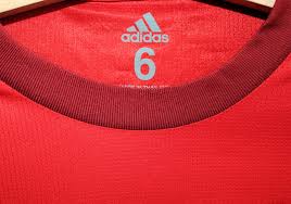 Beckmann was born in wuppertal to ghanaian parents. Fc Bayern Sondertrikot Eunice Beckmann