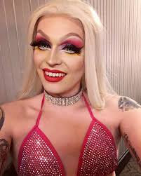 Luna Rose's Instagram, Twitter & Facebook