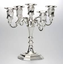 Unser formschöner kerzenleuchter brandenburg aus 925 silber (sterling silber) lässt sich mit den worten stilvoll und edel beschreiben. Www Silberwaren Schaenzler De Silberleuchter Edel In 925 Sterling Und Versilbert