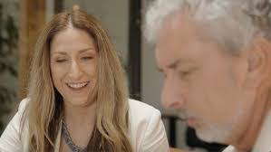 Sarah Knauer's Instagram, Twitter & Facebook