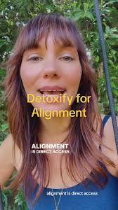 #alignment #detox #detoxifyyourlife #letgo #grounded #freedom #plantbased  #organic #healthyliving #yogaflow