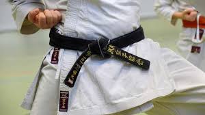 Welcome to bobby lawrence karate. Wieder Karate Kampfsport Mit Kontakt Moglich Inforadio